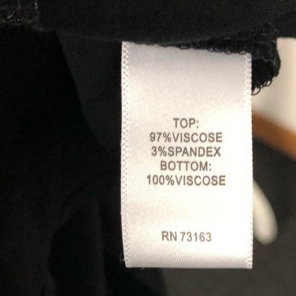 3/$25 Cupio Med. gray and black dress stretch top - Picture 5 of 6